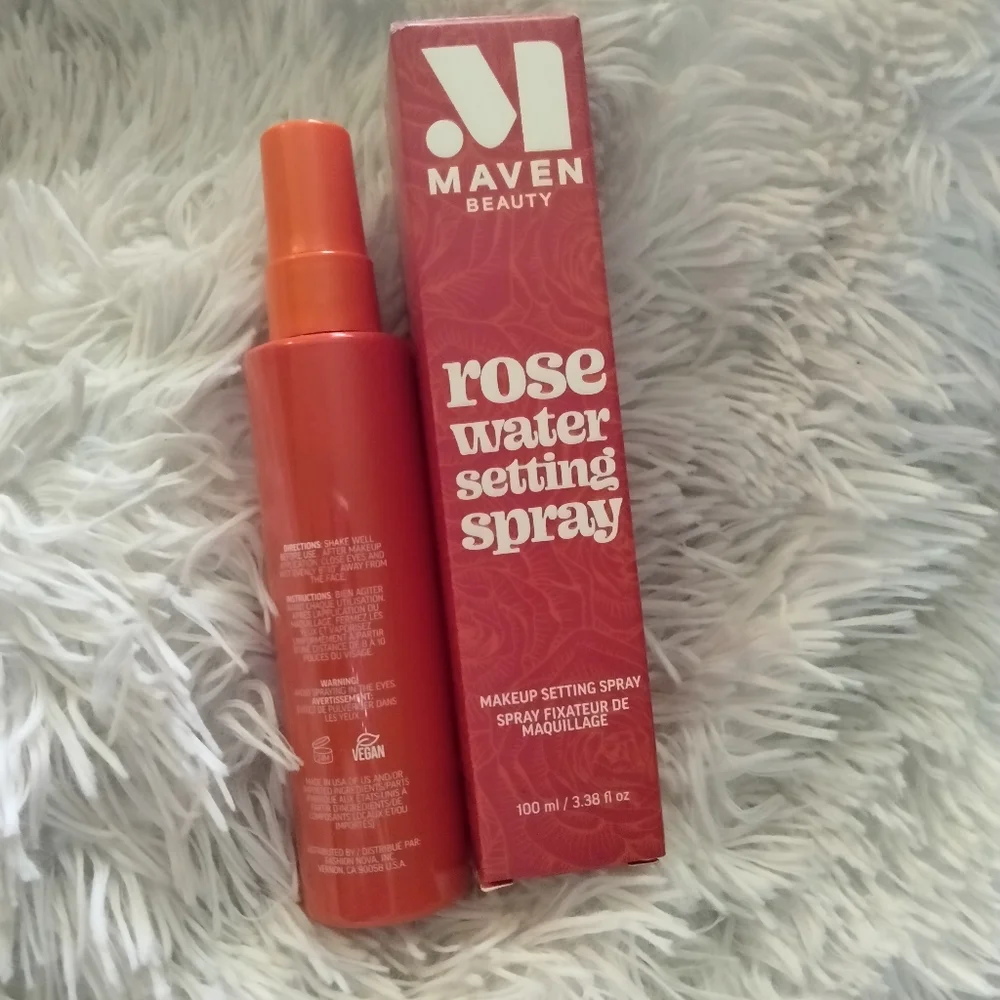 🆕NIB 🆕️Maven Beauty Rose Water Setting Spray🌹🥀🌊